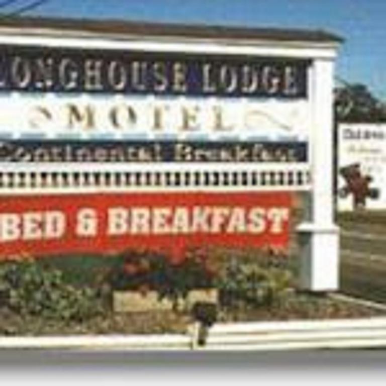 Longhouse Lodge Motel Уоткинс-Глен Экстерьер фото